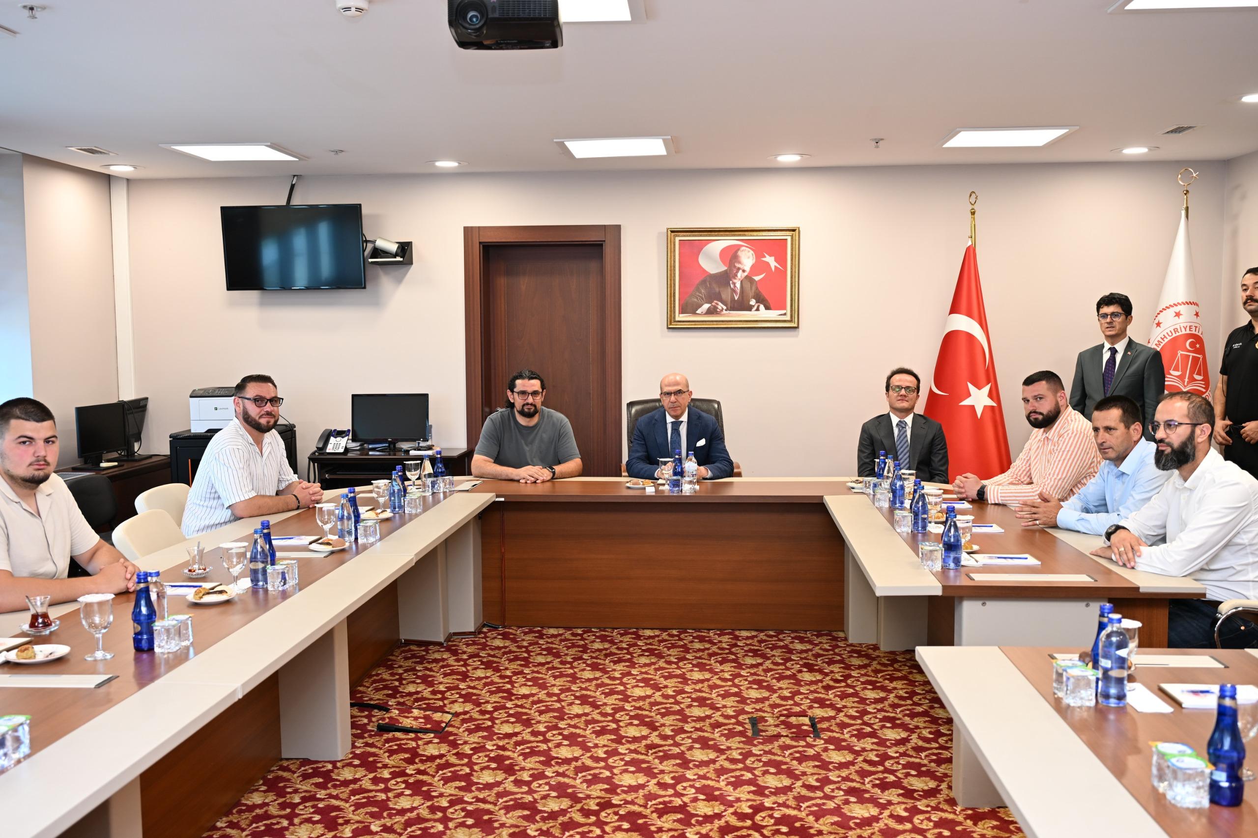 Delegacioni i Fakultetit Juridik të Universitetit Haxhi Zeka zhvilloi vizitë zyrtare në Pallatin e Drejtësisë Anadolu, një ndër komplekset më të mëdha gjyqësore në Evropë