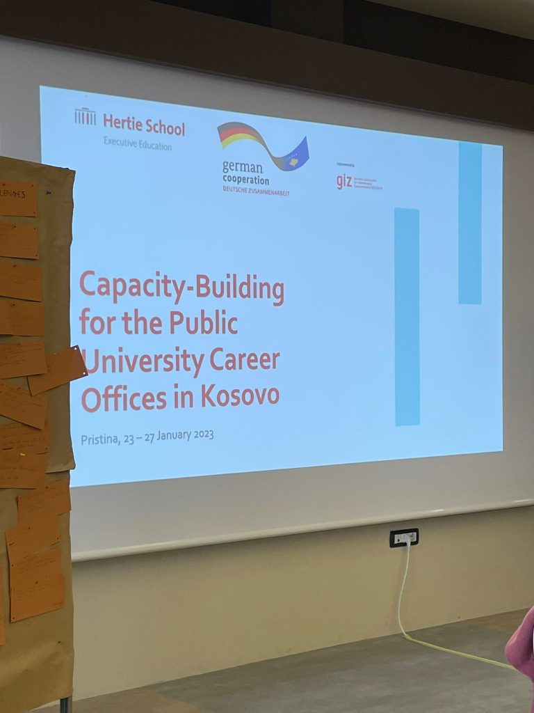 Personeli i ZZHK-së mori pjesë në trajnimin “Ngritja e Kapaciteteve për Zyrat e Karrierës të Universiteteve Publike në Kosovë”