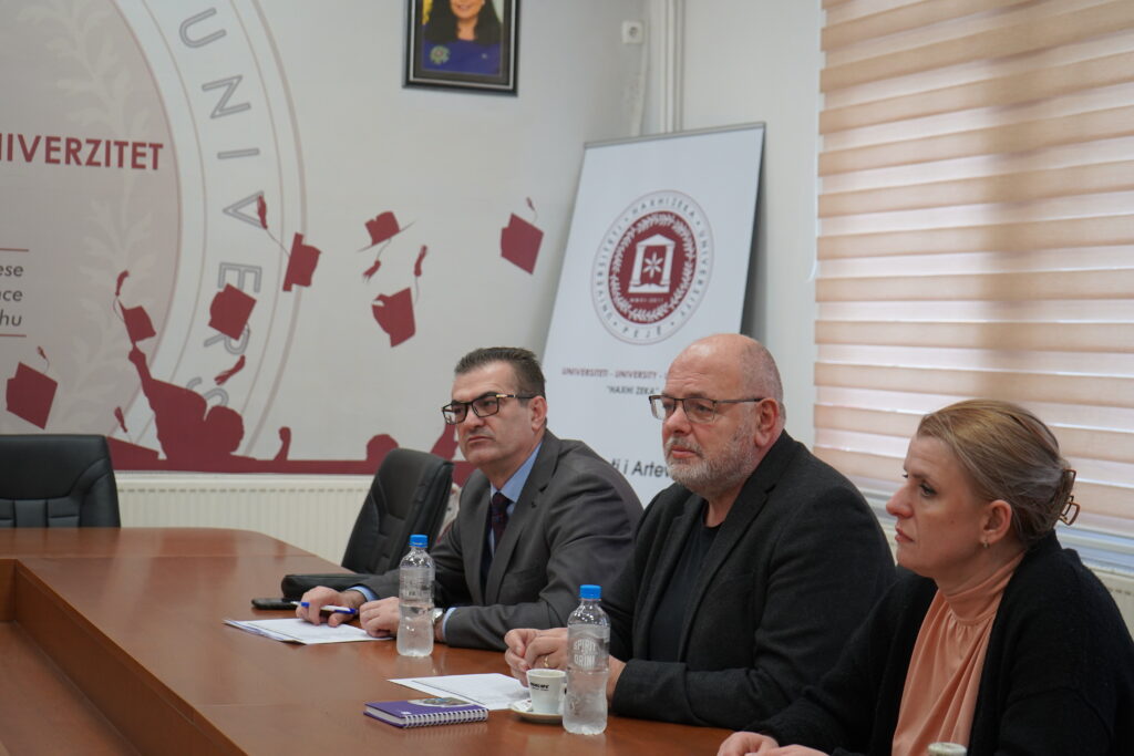 Takimi i përfaqësuesve të UHZ me partnerët nga Iowa për projektin arsimor 2024