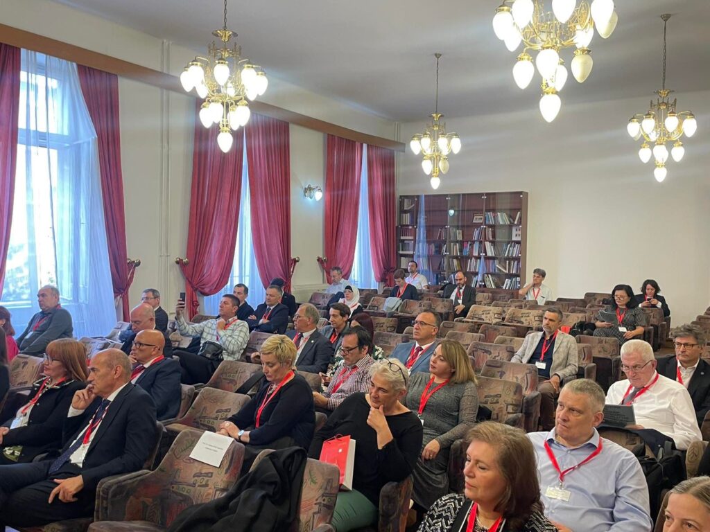 Delegacioni i UHZ-së në Forumin e Rektorëve në Sarajevë