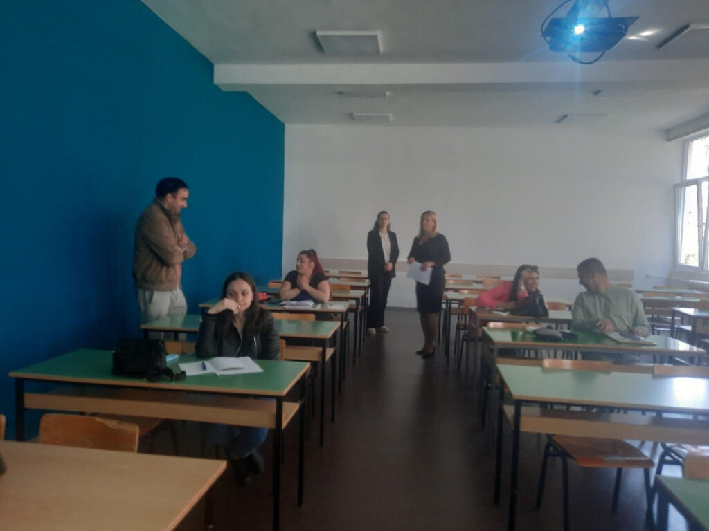 Stafi akademik dhe administrativ i UHZ gjatë vizitës në Universitetin Shën Klementi në Ohër