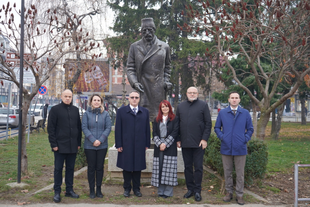 Përfaqësues të Universitetit Haxhi Zeka