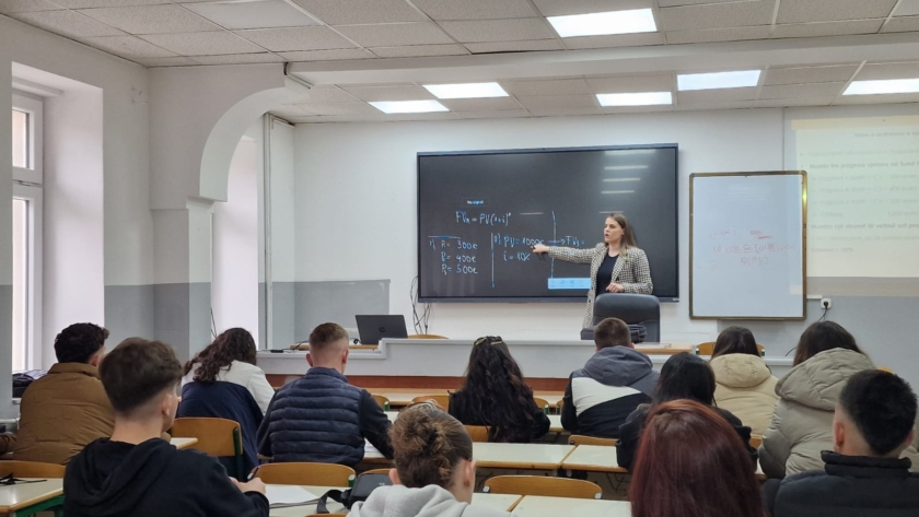 Tabela digjitale në Universitetin Haxhi Zeka"