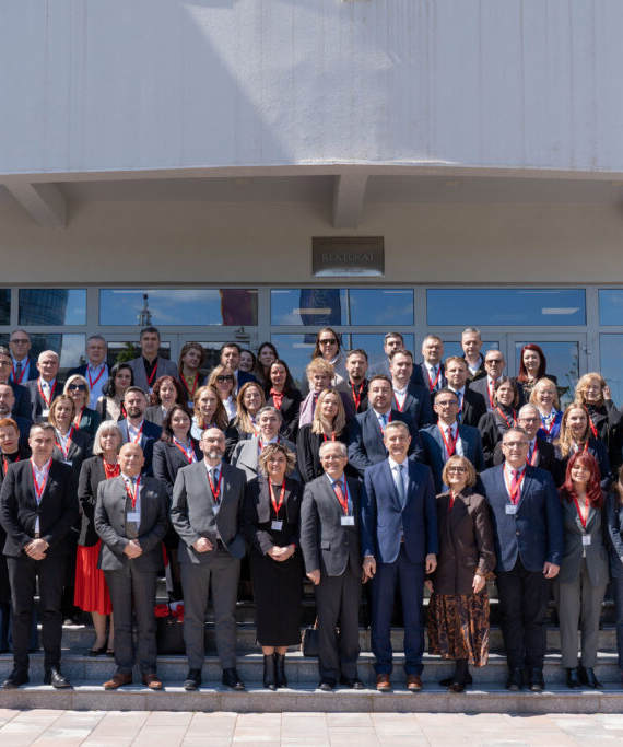 Pjesëmarrësit në Forumin e 10-të të Rektorëve dhe Konferencën Ulysseus 2025 në Universitetin e Malit të Zi