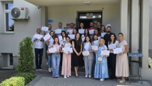 Studentët e UHZ gjatë trajnimit për SPSS
