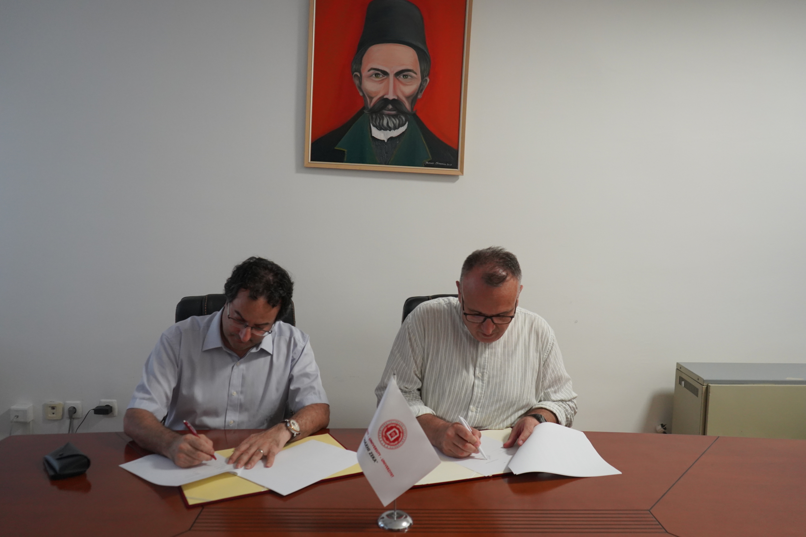 Universiteti “Haxhi Zeka” dhe Universiteti i Maltës fuqizojnë partneritetin strategjik